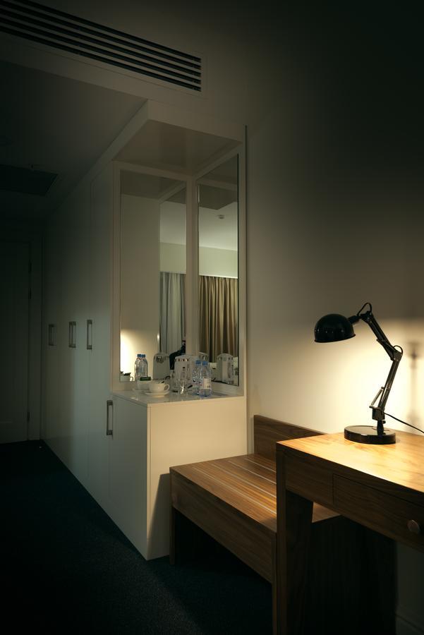 The Square Hotel Astana Ngoại thất bức ảnh
