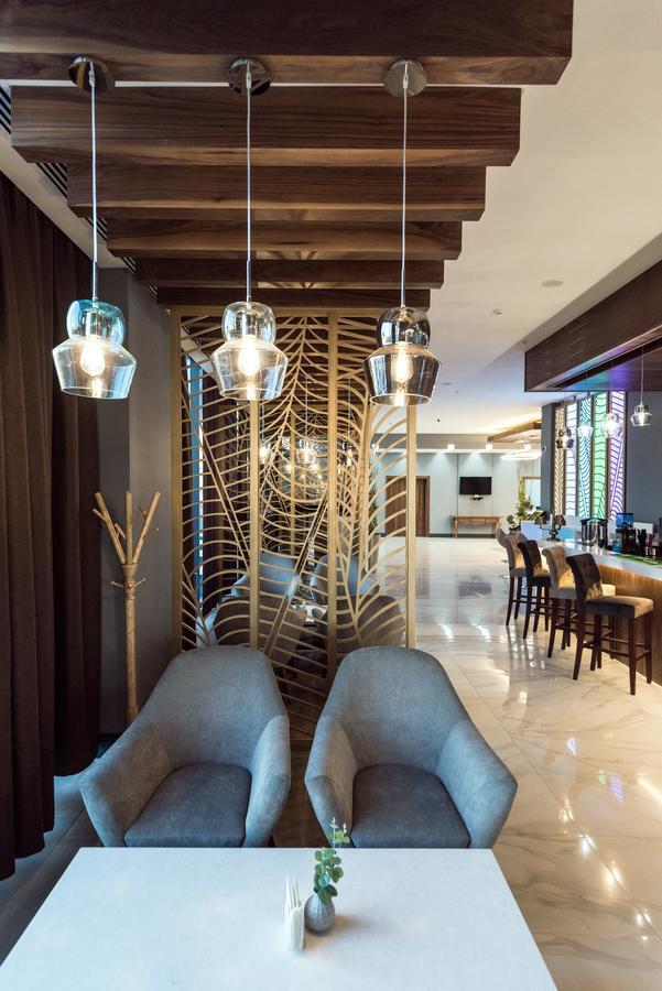 The Square Hotel Astana Ngoại thất bức ảnh