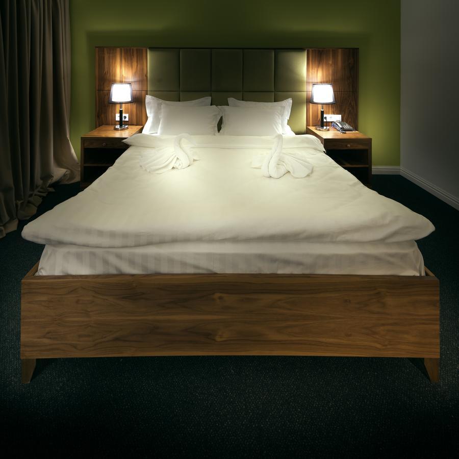 The Square Hotel Astana Ngoại thất bức ảnh