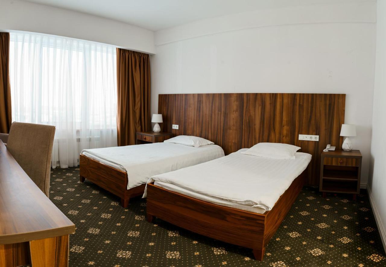 The Square Hotel Astana Ngoại thất bức ảnh